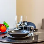 Luxurious 1bdr In Life, Sleeps 4 Apartamento