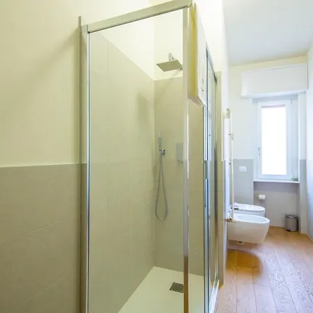 Apartament Luxurious 1bdr In Life, Sleeps 4 Mediolan