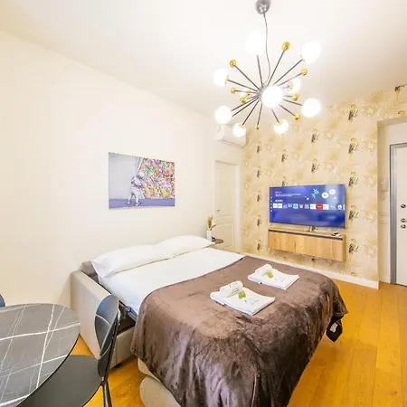 Luxurious 1bdr In Life, Sleeps 4